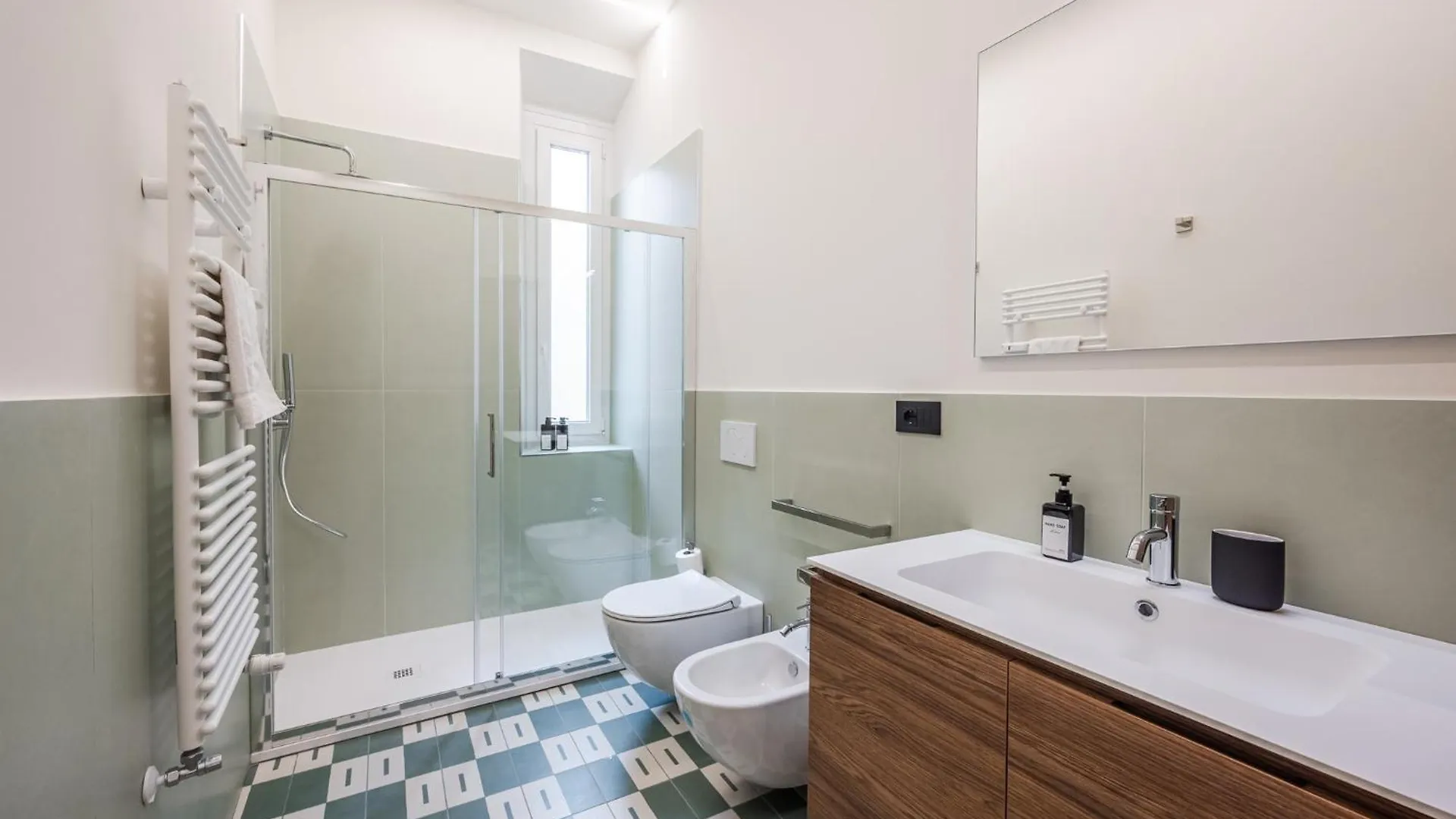 מילאנו Central Modern 3-Room Flat - Near Metro & Park איטליה